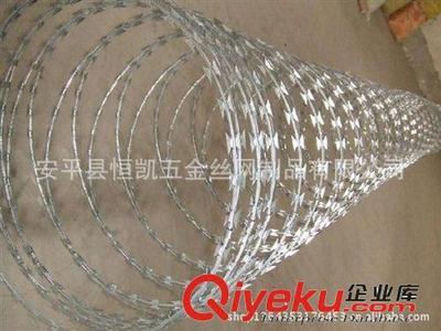 刀片刺網(wǎng) 高效防護與工藝精品的完美結(jié)合